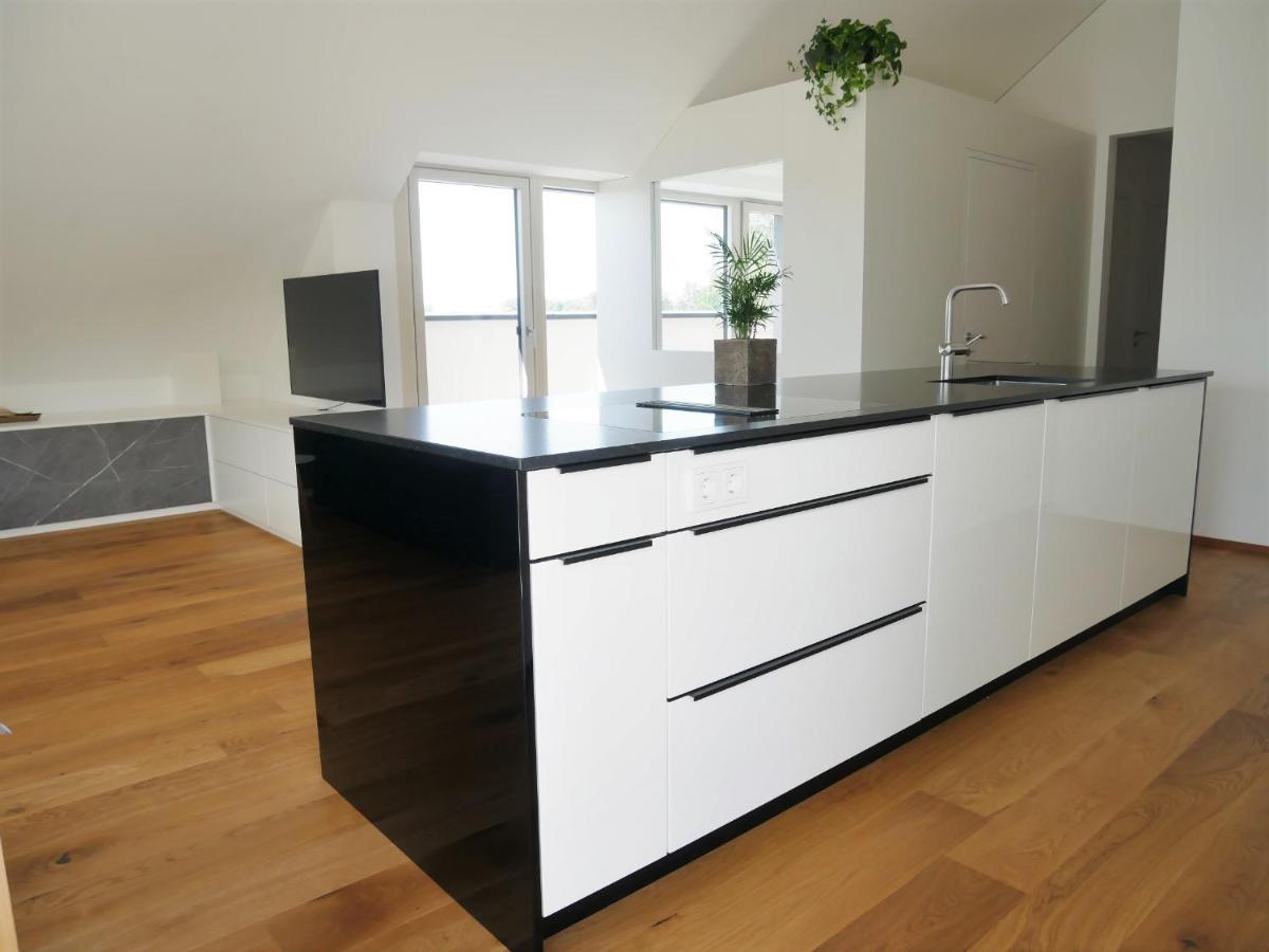 Ferienwohnung Penthouse 37Th Heaven Lochau Exterior foto
